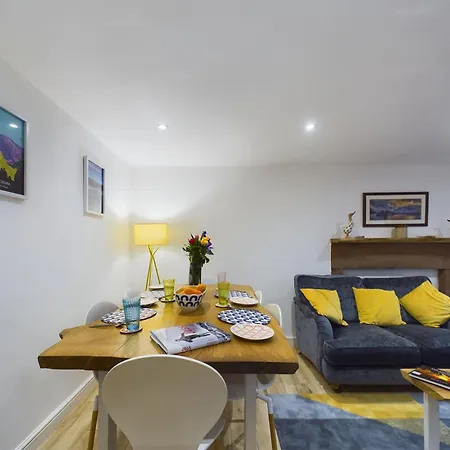 Woodmans Is Centrally Located In The Market Town Of Penrith, Only 15 Minutes From Ullswater * Penrith