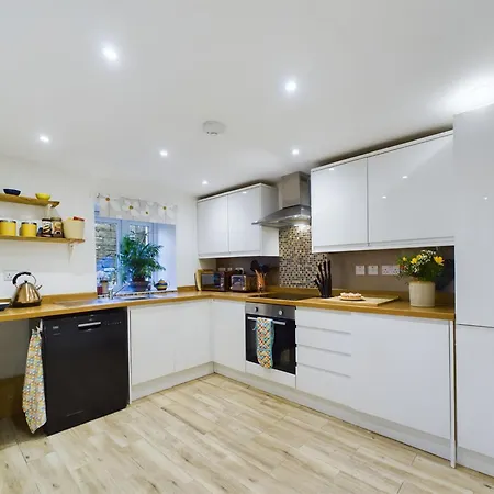 Дом отдыха Woodmans Is Centrally Located In The Market Town Of Penrith, Only 15 Minutes From Ullswater
